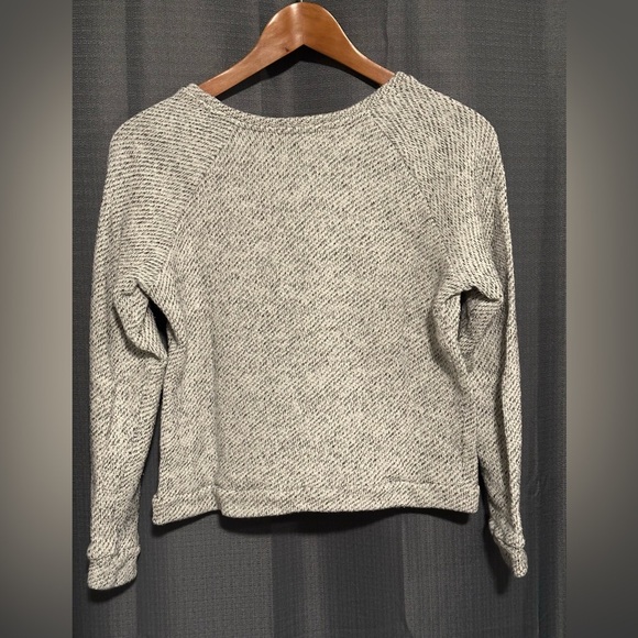 Forever 21 Heathered Gray Women's Sweater - Picture 2 of 4